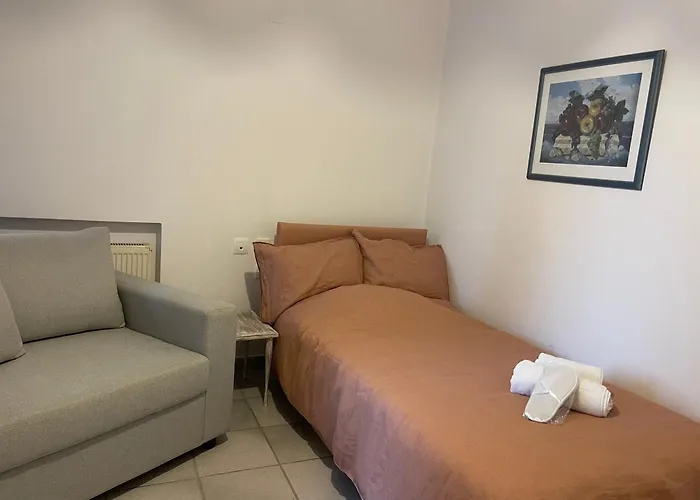 Sea-Side 3 Bedroom- Beach House