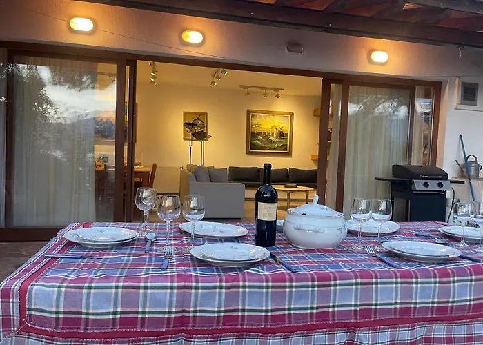 Sea-Side 3 Bedroom- Beach House